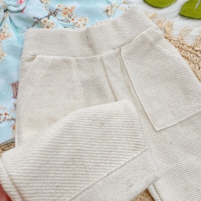 Conj. Casaco Florzinhas com Casinhas de Passarinhos  e Calça de Linho - Azul